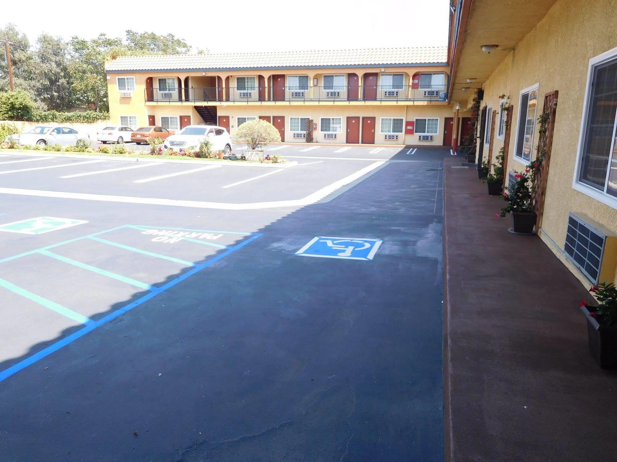 Diamond Inn Inglewood Exterior photo